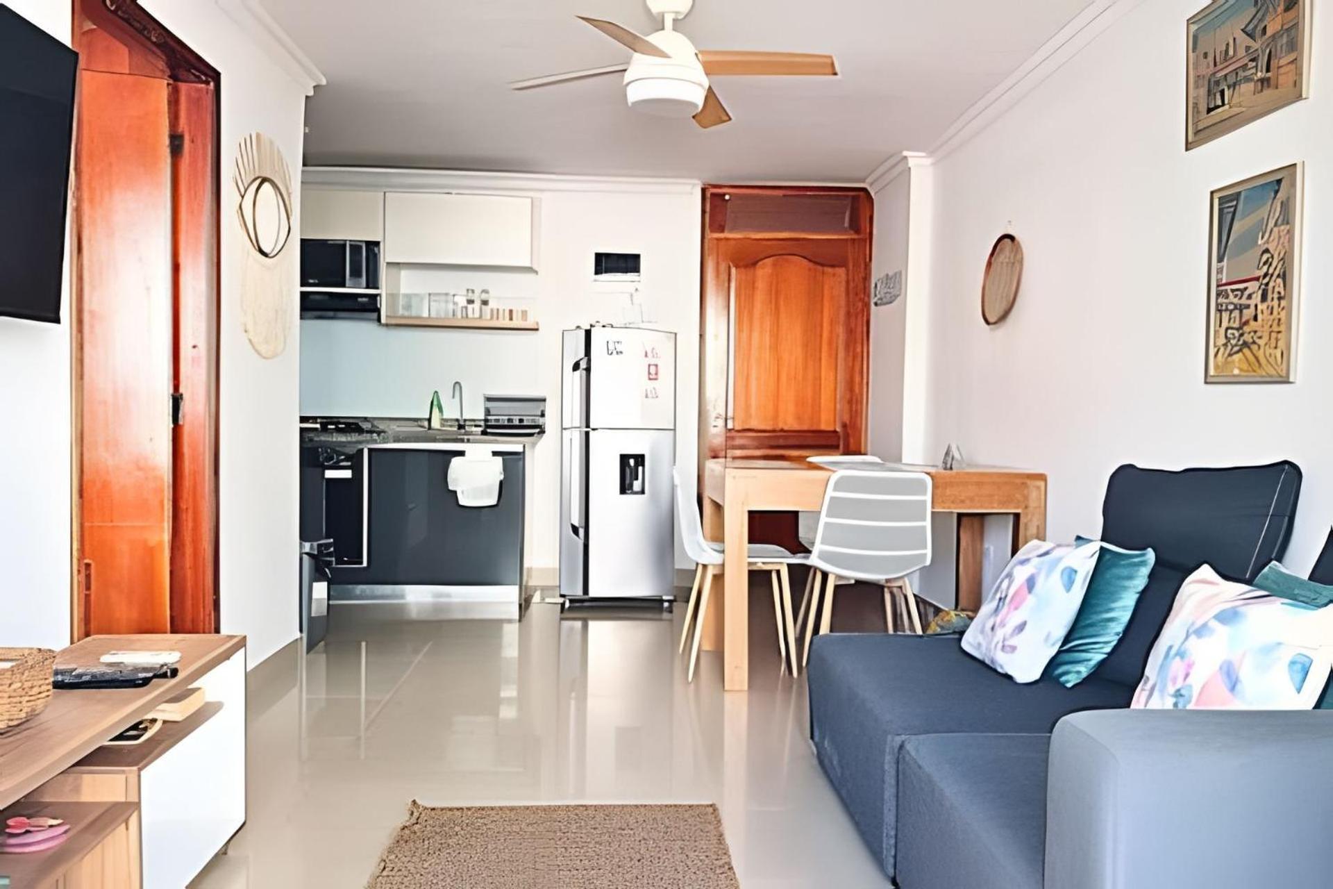 Precioso Apto A Pasos De La Playa, Ubicacion Ideal Apartamento